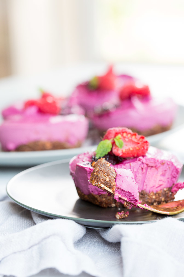 Raw vegan cheesecake