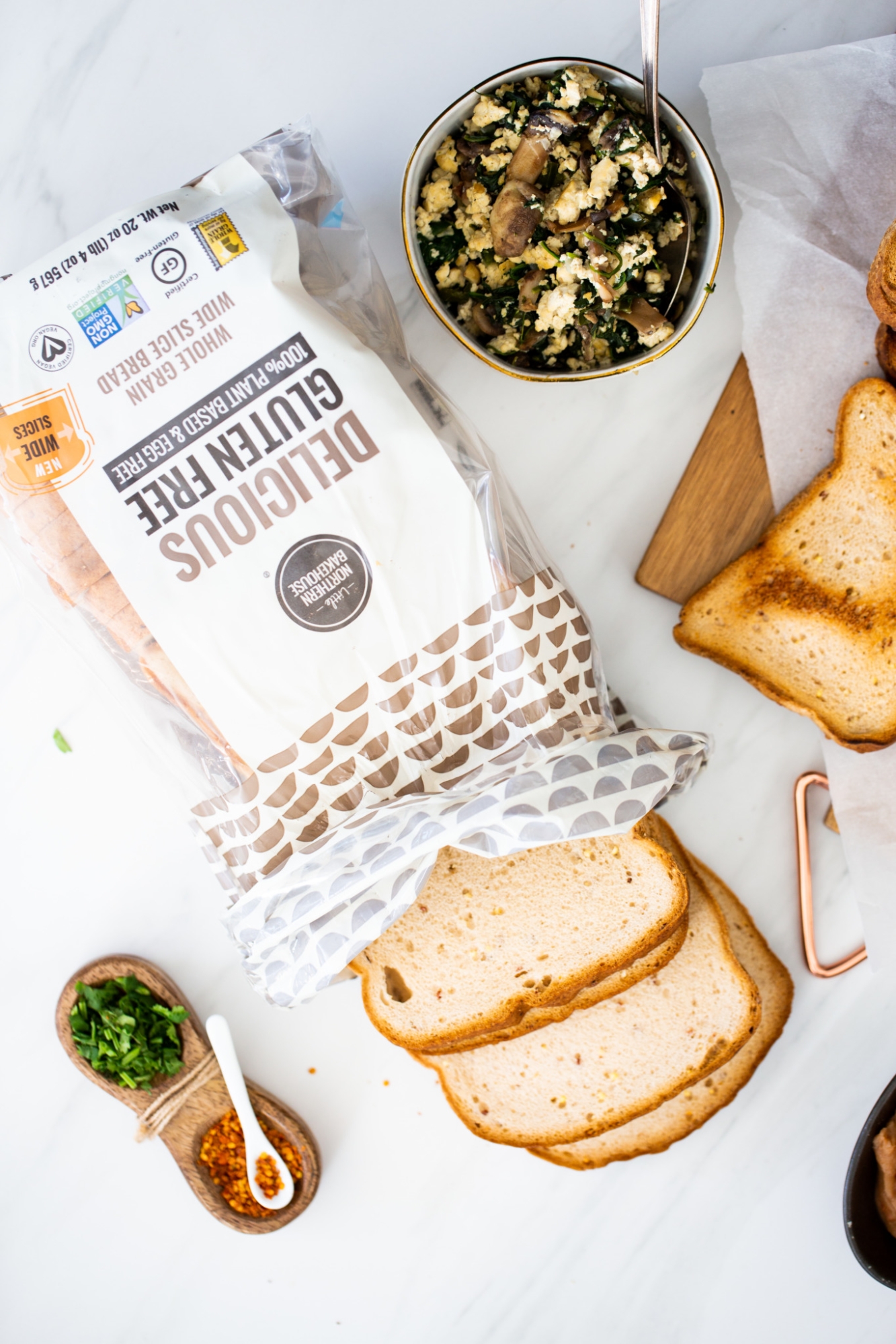 SANDWICH
DE POBLANO Y CHAMPIÑON CON EXTRA PROTEÍNA