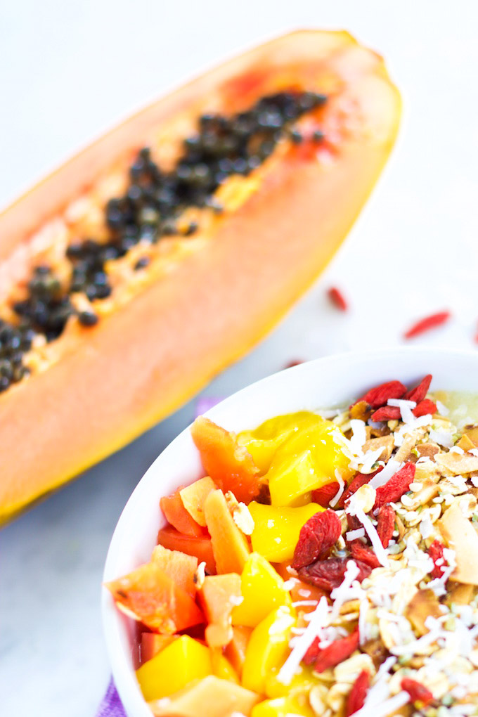 tropical smoothie bowl vegan and healthy