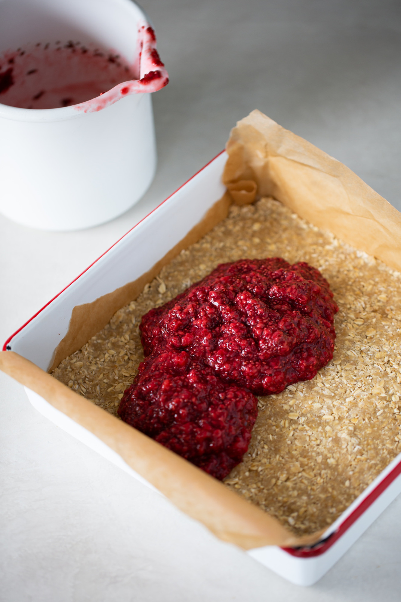 Barritas de almendra con mermelada de frambuesa
oat bars with chia raspberry jam