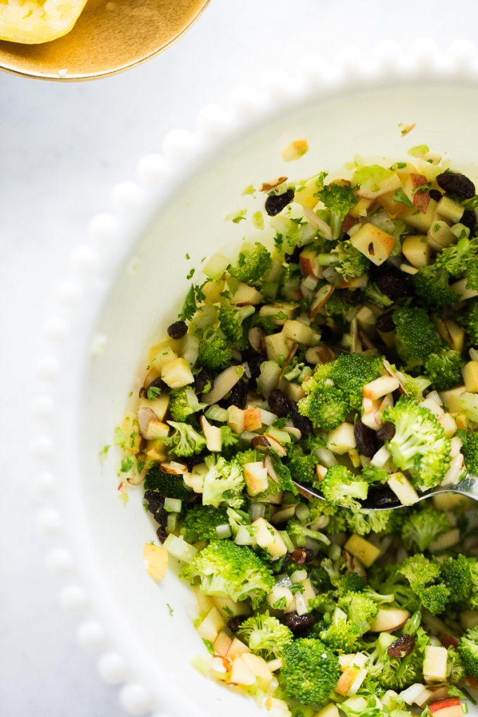 Best vegan broccoli salad