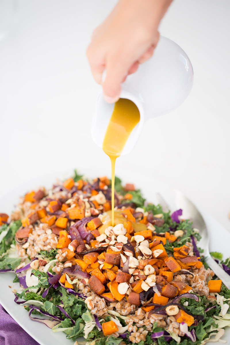 This autumn salad recipe with vegan honey-mustard dressing is easy, nutritious and perfect for this season. I'm obsessed with it!