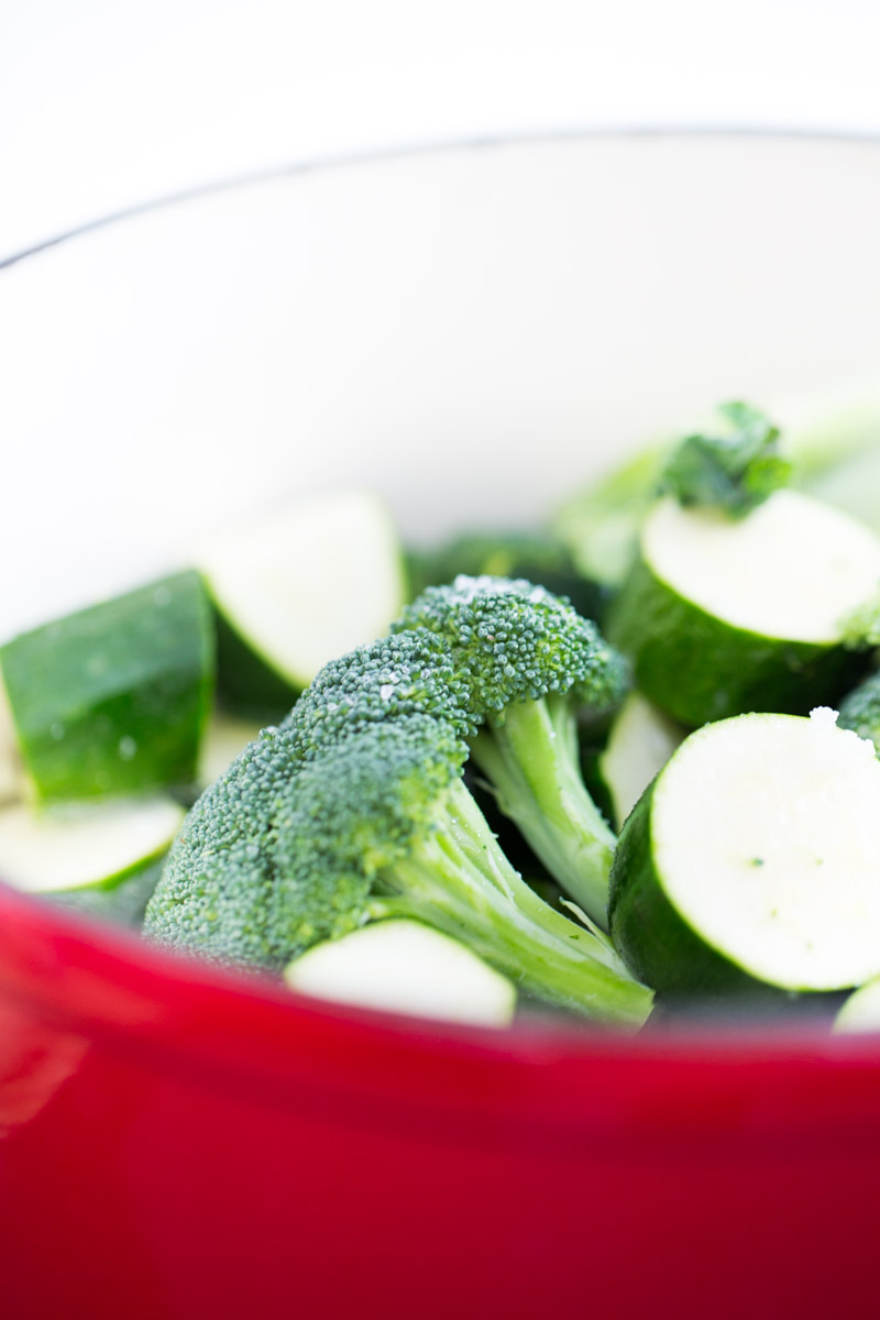 Broccoli and sliced zucchini in a pot