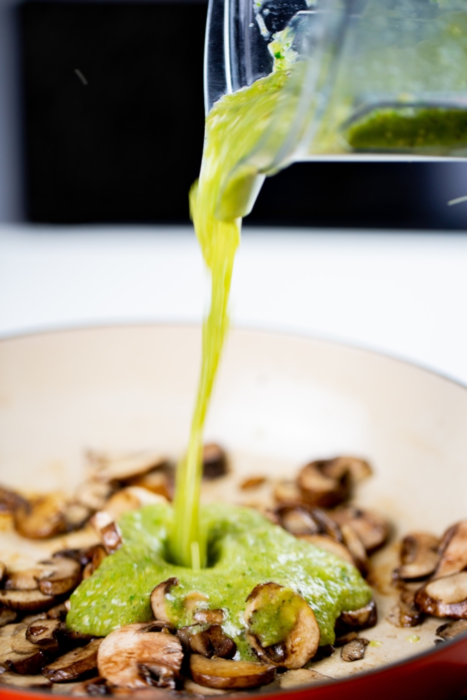 Mushrooms in green sauce for tacos