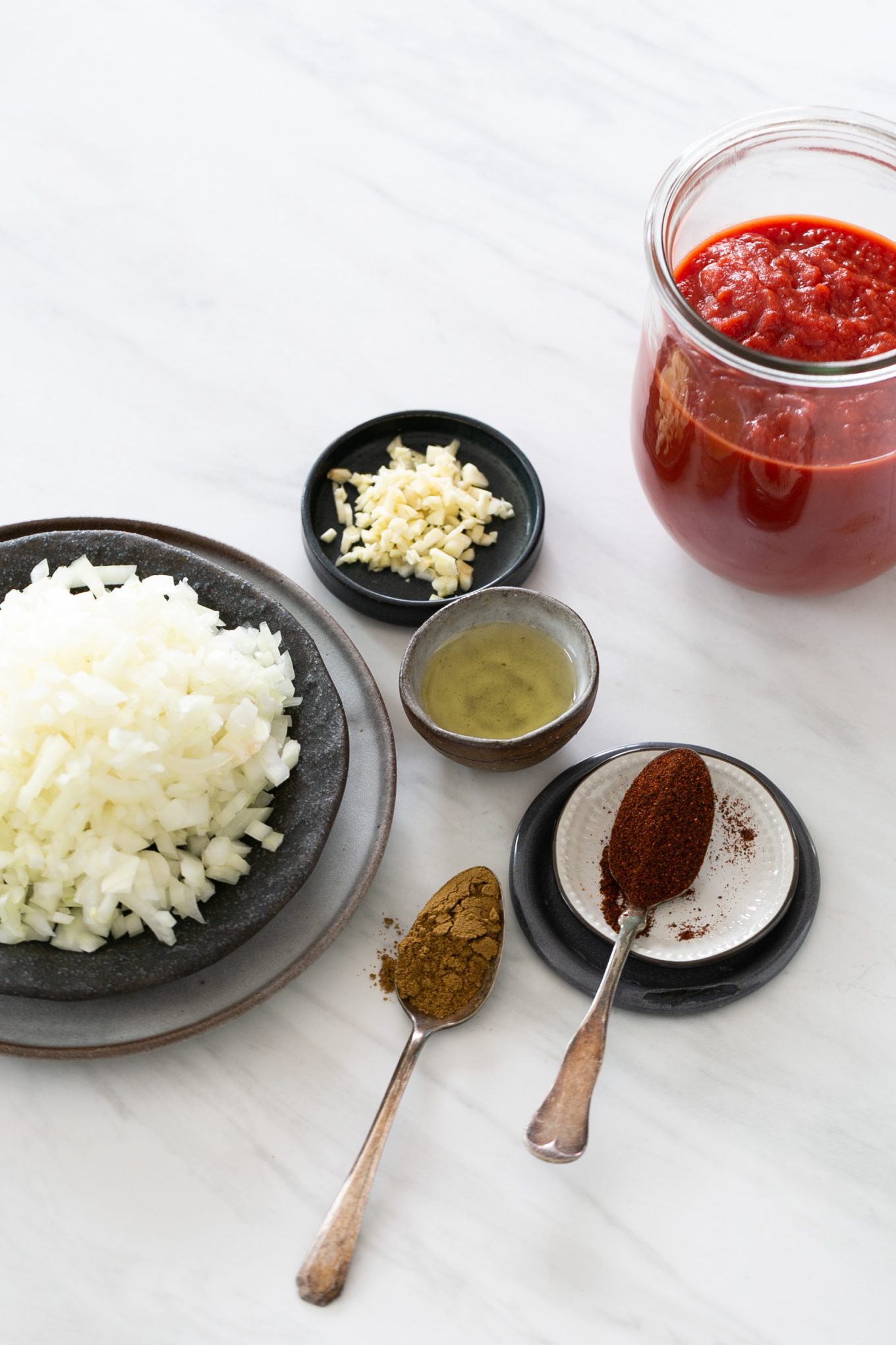 ingredients for a tasty and spicy enchilada sauce.
