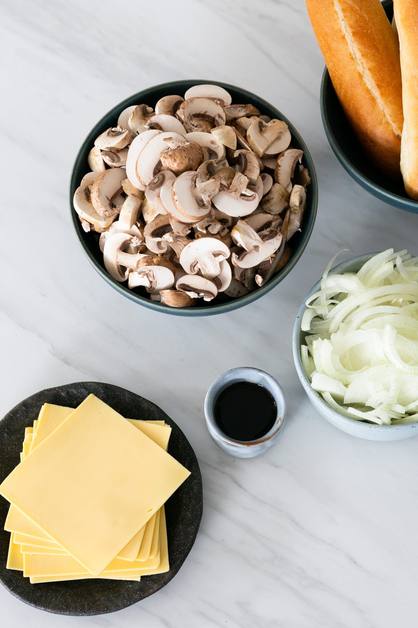 Ingredients to prepare a vegan and mushroom sandwich